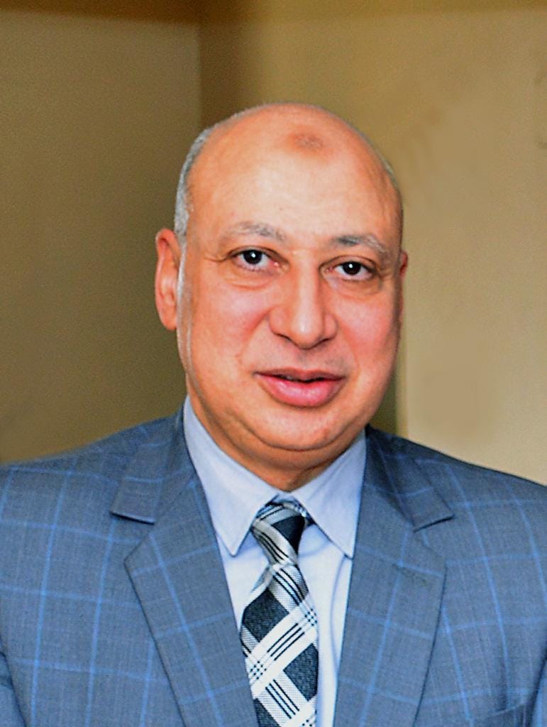  مختار توفيق، رئيس مصلحة الضرائب المصرية
