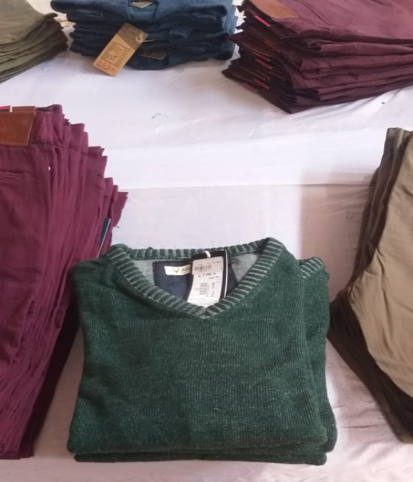 معرض خيري للملابس الجاهزة بكلية التربية النوعية ببنها