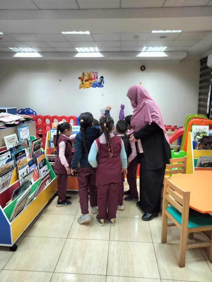 مواصلة تنظيم الأنشطة لتلاميذ مدارس بفرع مكتبة مصر العامة بأسيوط