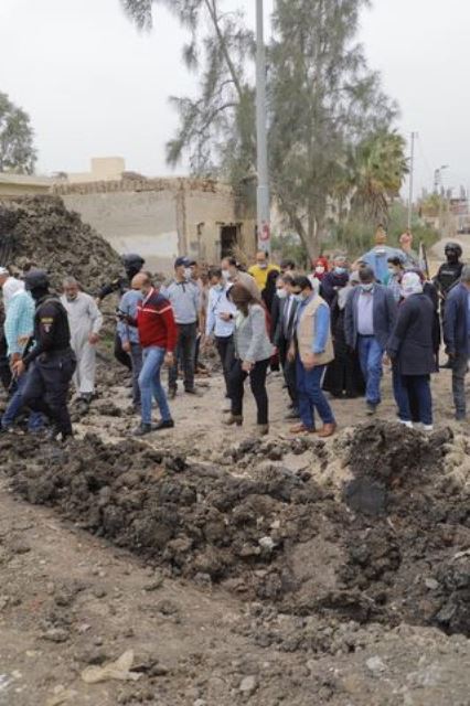 محافظ دمياط تتابع مبادرة 