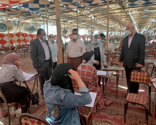 نائب رئيس جامعة بنها والمشرف على قطاع خدمة المجتمع يتفقدان سير الامتحانات بكليتي التربية الرياضية والتربية