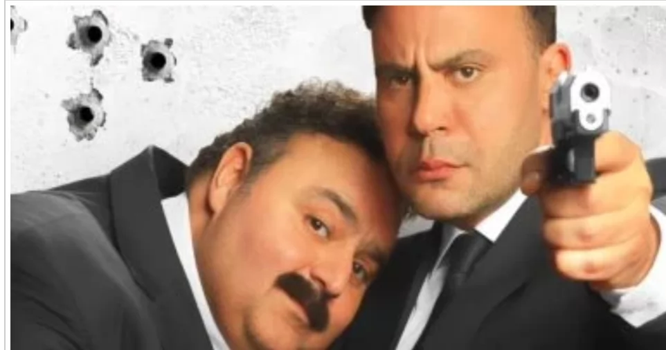شخصية محمد إمام في فيلم "صقر وكناريا" 