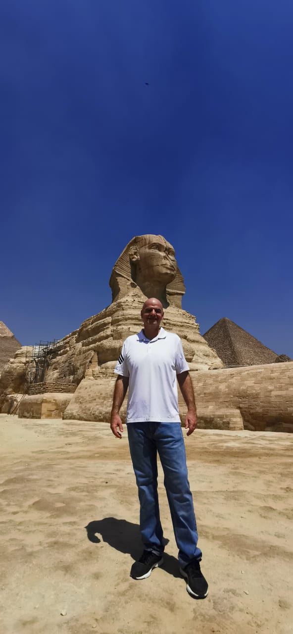 رئيس 