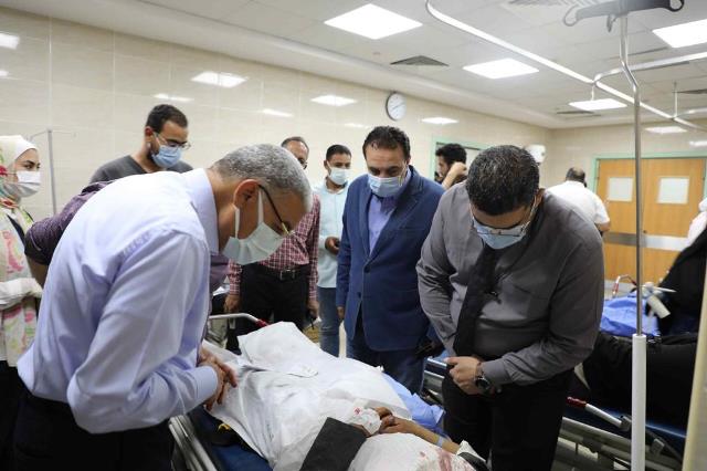 مصرع 23 شخصا واصابة 32 فى تصادم بطريق الصعيد بملوى