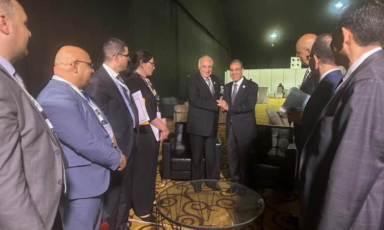 وزير الخارجية يلتقى نظيره الجزائرى على هامش اجتماع الاتحاد الأفريقى