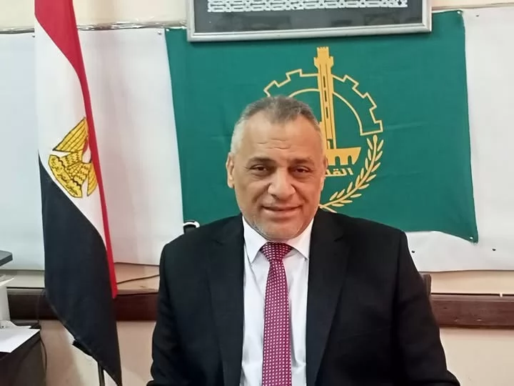 بتوجيهات خالد أبوالعلا.. تسهيل إجراءات التقديم مجانًا بمدرسة سيناء الابتدائية بإدارة شرق شبرا