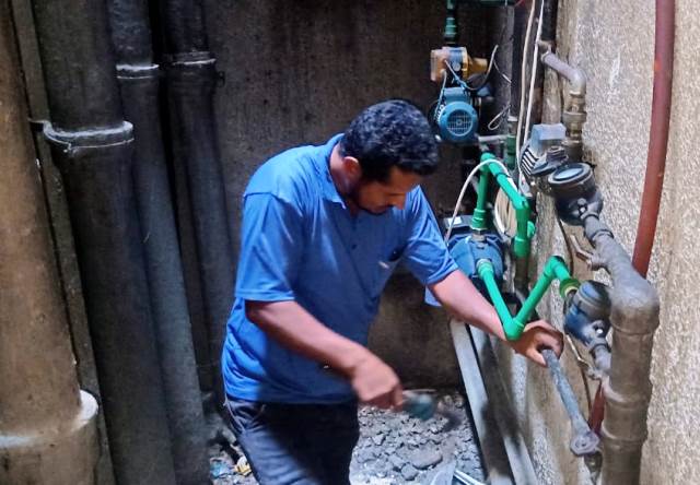 جهاز دمياط الجديدة يكشر عن أنيابه لسارقى المياه من المواطنين وعقوبات رادعة للمخالفين.. بالصور