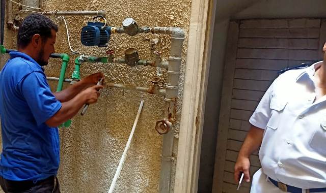 جهاز دمياط الجديدة يكشر عن أنيابه لسارقى المياه من المواطنين وعقوبات رادعة للمخالفين.. بالصور