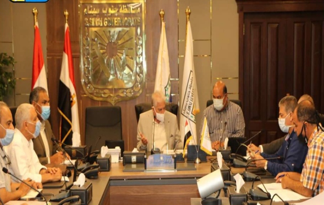 فودة يتابع تنفيذ  المشروعات بمدن المحافظة