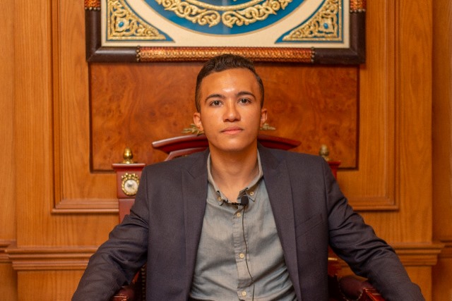 مدارس مودرن سكول أحمد عصمت تكشف عن أسماء أوائل الثانوية العامة.. والصور