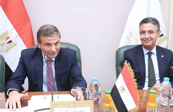 وزير الزراعةو ,وزير التموين