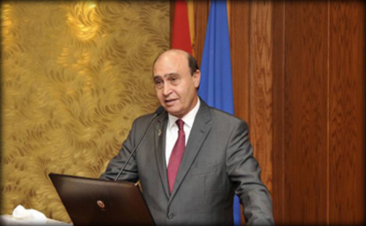 مميش ,  قناة السويس , عبور 72 سفينة 