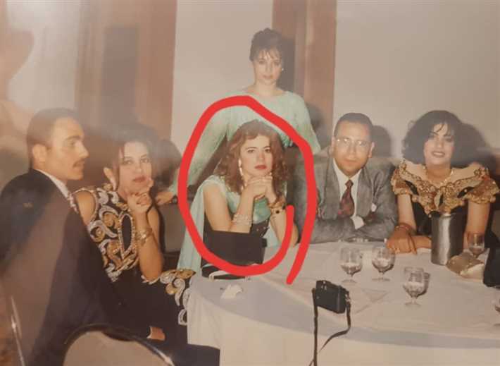 الجمهور يشبه نجلاء بدر للفنانة مشهورة .. تعرف عليها
