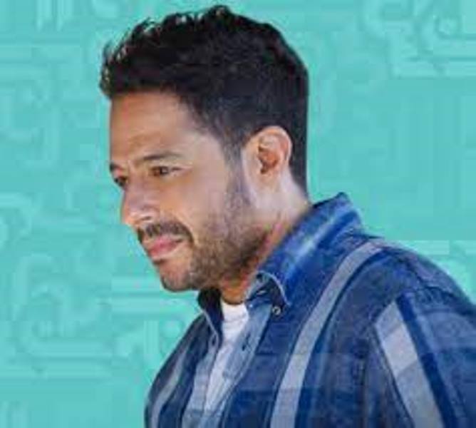  النجم محمد حماقي