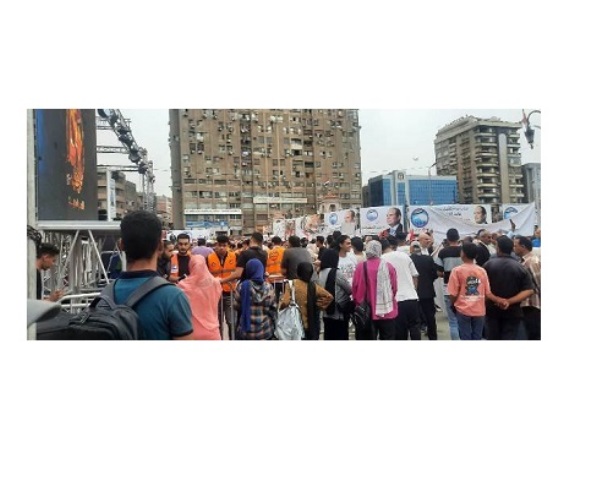احتشاد أهالى الشرقية امام ديوان عام المحافظة بحفل تأييد الرئيس ال