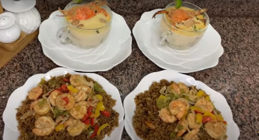 ارز بالجمبرى وشوربة سى فود 