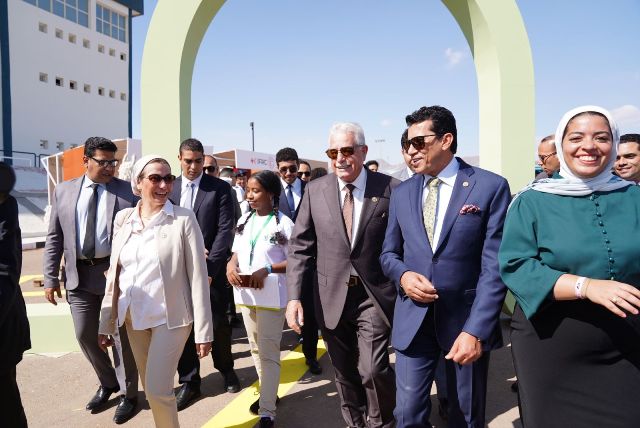 البيئة: التغيير سيأتي على يد الشباب فى مواجهة آثار تغير المناخ 