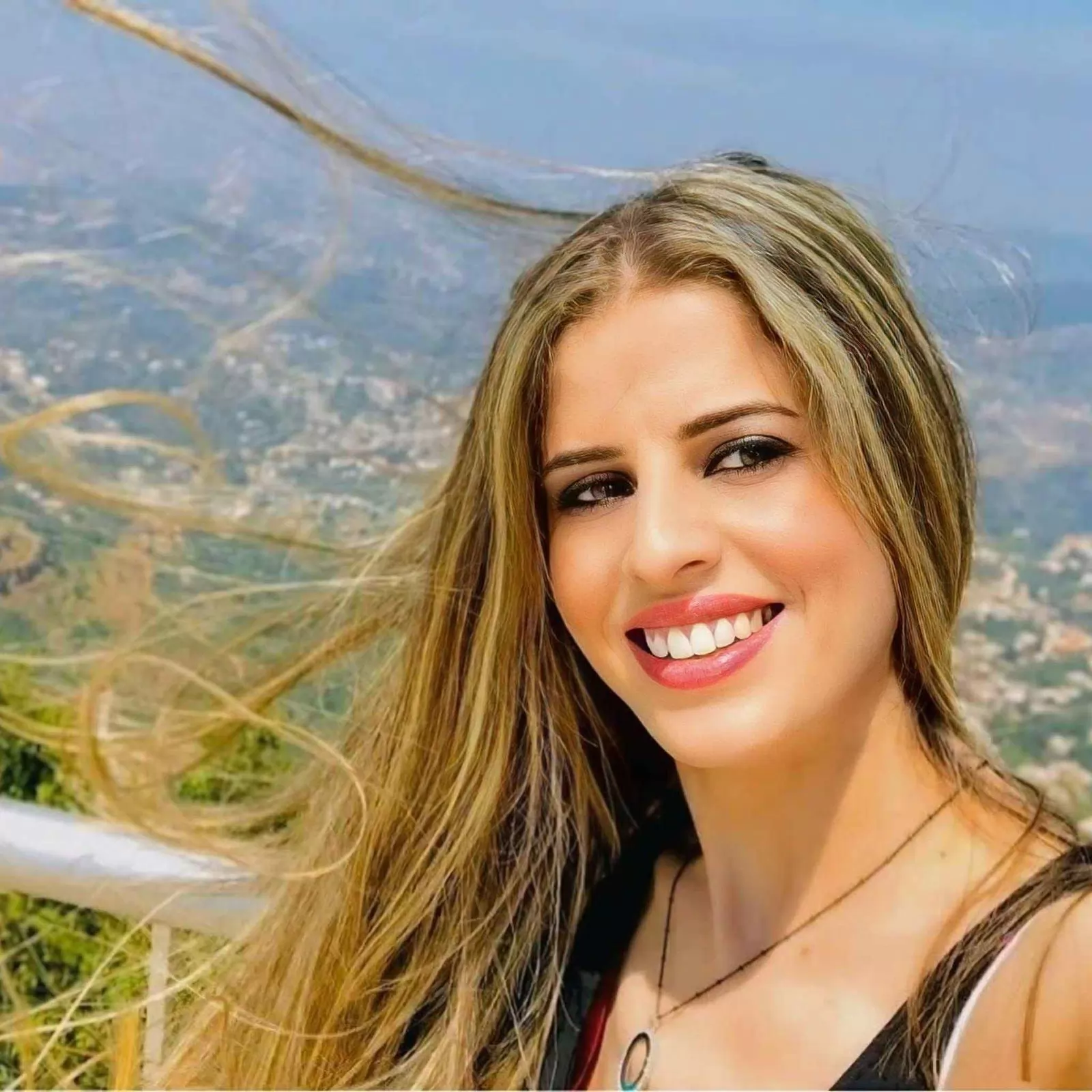 الإعلامية اللبنانية مايا إبراهيم