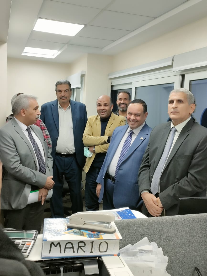 رئيس مصلحة الجمارك يتفقد مركز الخدمات اللوجستية 