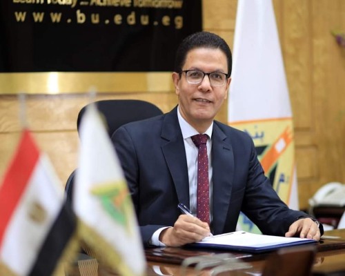 الدكتور ناصر الجيزاوي   رئيس جامعة بنها 