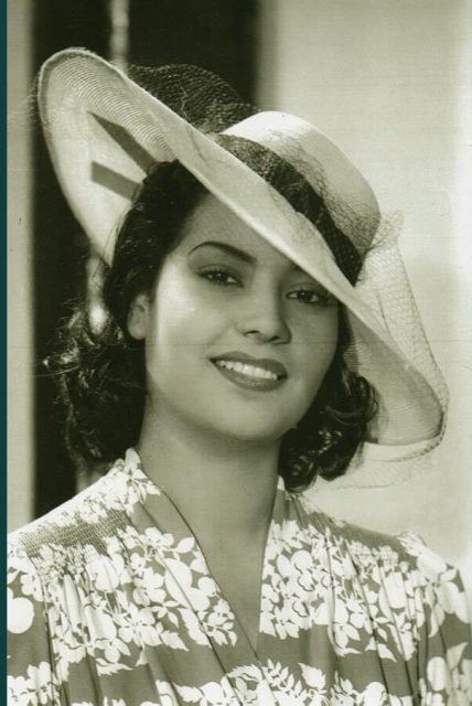 مديحة يسرى