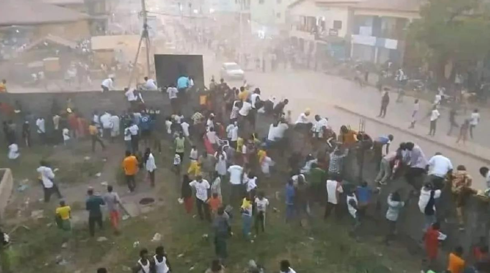  100 قتيل وجريح  فى نهائي غينيا
