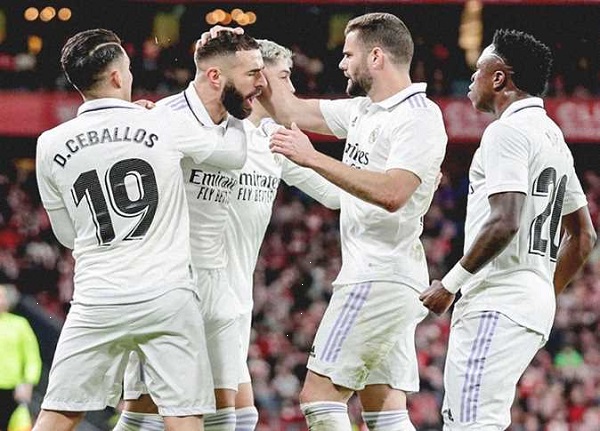  فريق ريال مدريد  