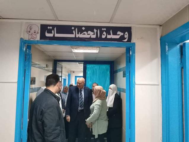 مدير التأمين الصحى يفاجئ مستشفى المبرة بالزقازيق 