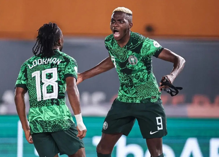 فرحة الفوز علي أنجولا