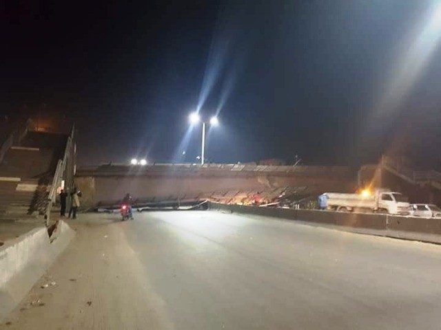 مدير امن القليوبية يتفقد كوبرى المشاة المنهار وتشغيل جزئي للزراعي 