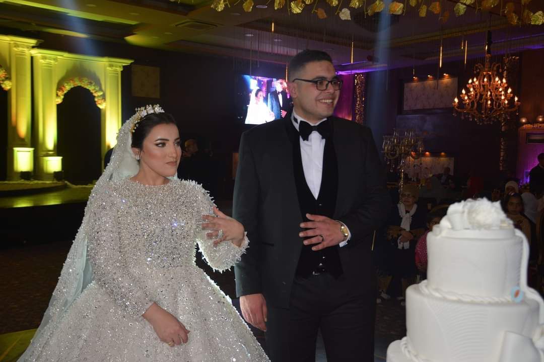  تهنئة بالزفاف .. شيرين وكريم في القفص الذهبى