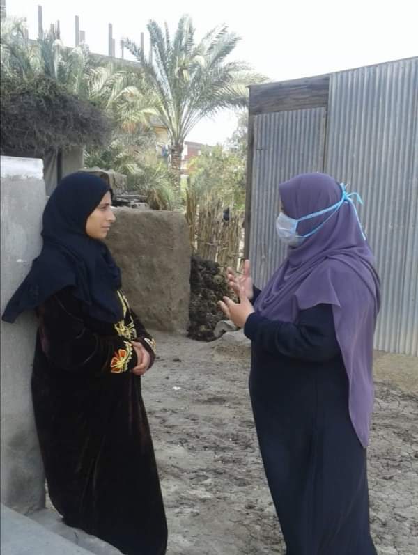  قومي المرأة بالشرقية يواجه كورونا بتوزيع مساعدات وترحيل الاقساط وزيارة الاسر