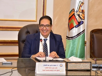 الدكتور محمد سامي عبد الصادق رئيس جامعة القاهرة