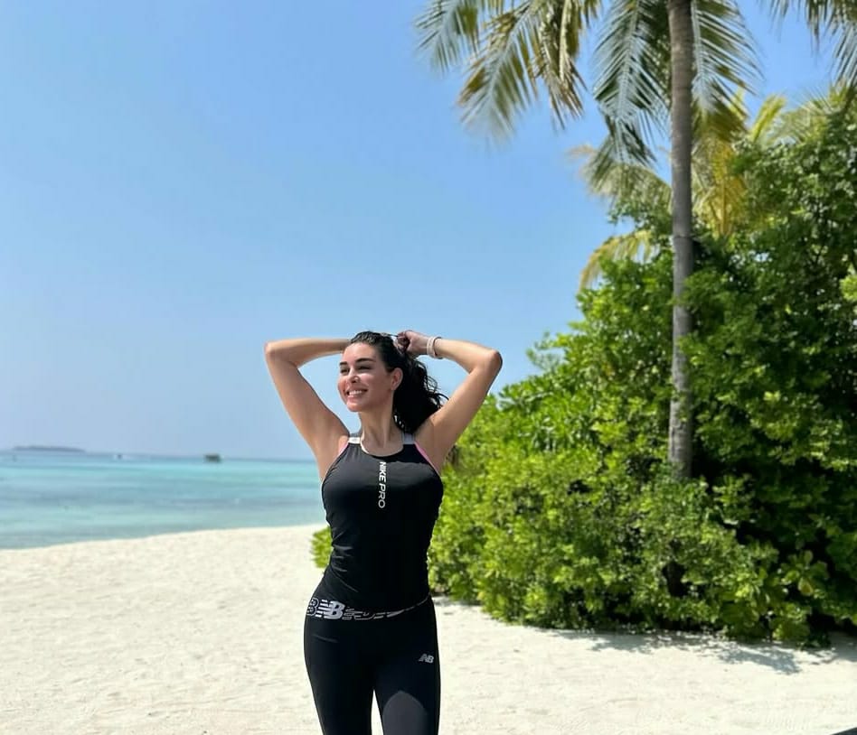 الفنانة ياسمين صبرى