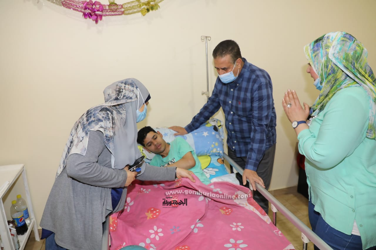 محافظ المنوفية يفتتح دار الأمل لرعاية الأيتام وذوي الهمم ..ويقرر صرف 50 ألف جنيه ومواد غذائية ولحوم .. بالصور 