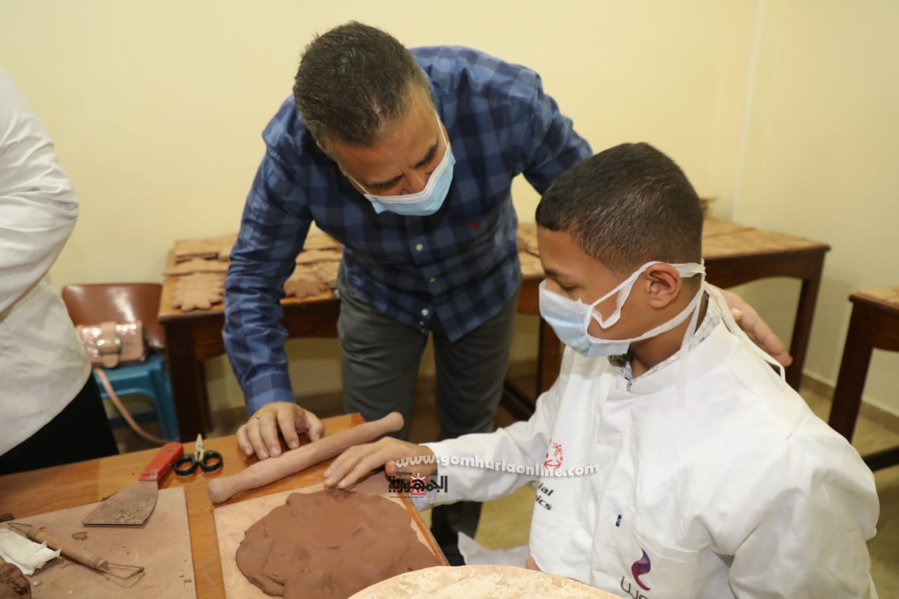 محافظ المنوفية يفتتح دار الأمل لرعاية الأيتام وذوي الهمم ..ويقرر صرف 50 ألف جنيه ومواد غذائية ولحوم .. بالصور 