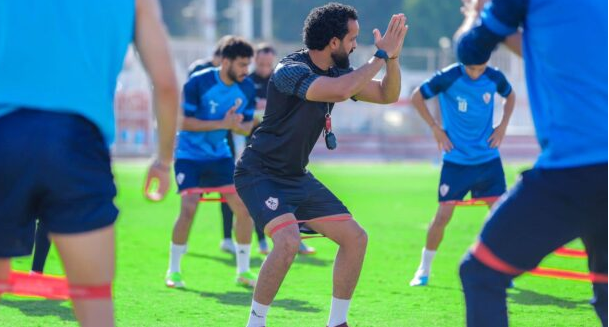 تدريبات بدنية وتأهيلية للاعبين فى المران