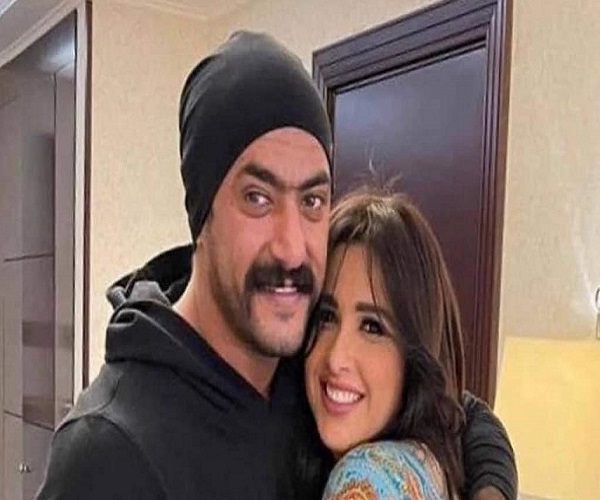 ياسمين عبد العزيز وأحمد العوضي