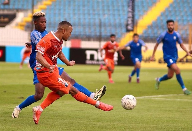 سموحة و بيراميدز فى مباراة الـ 41 دقيقة