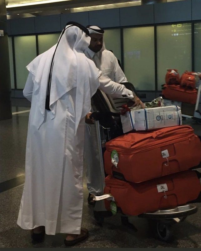شاهد.. أول فوج من حجاج قطر يصل للسعودية لأداء مناسك الحج