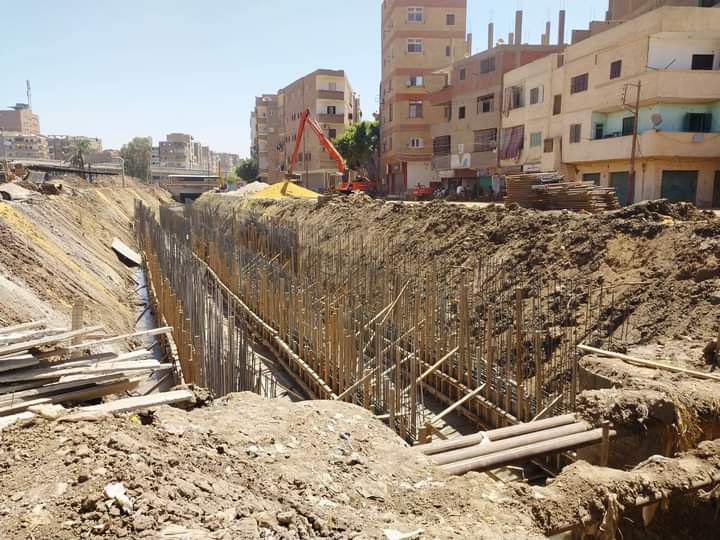  البدء في أعمال تغطية ترعة قلفاو بسوهاج بطول 200 متر 