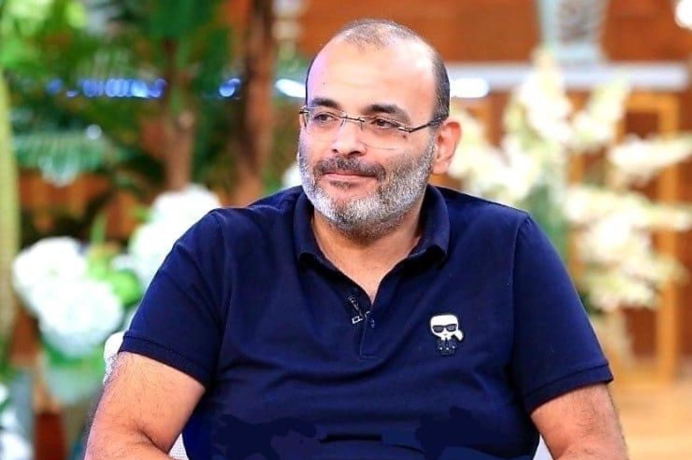 أيمن بهجت قمر يكشف لميمى جمال  صورا نادرة من 