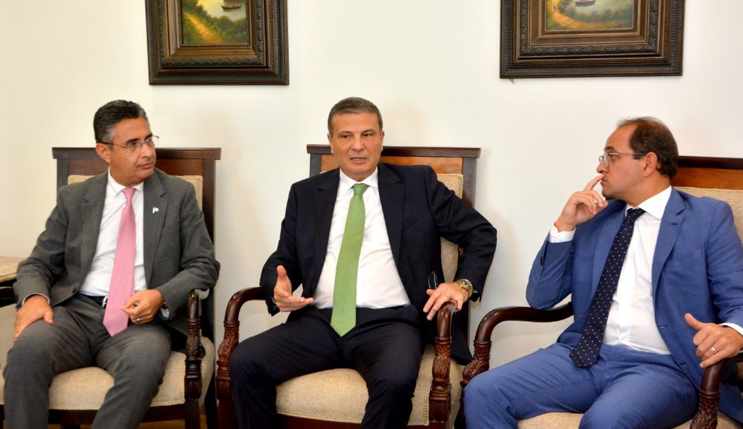 وزراء الزراعة والتموين والمالية