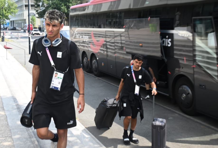 وصول حافلة منتخب مصر لمواجهه باراجواى