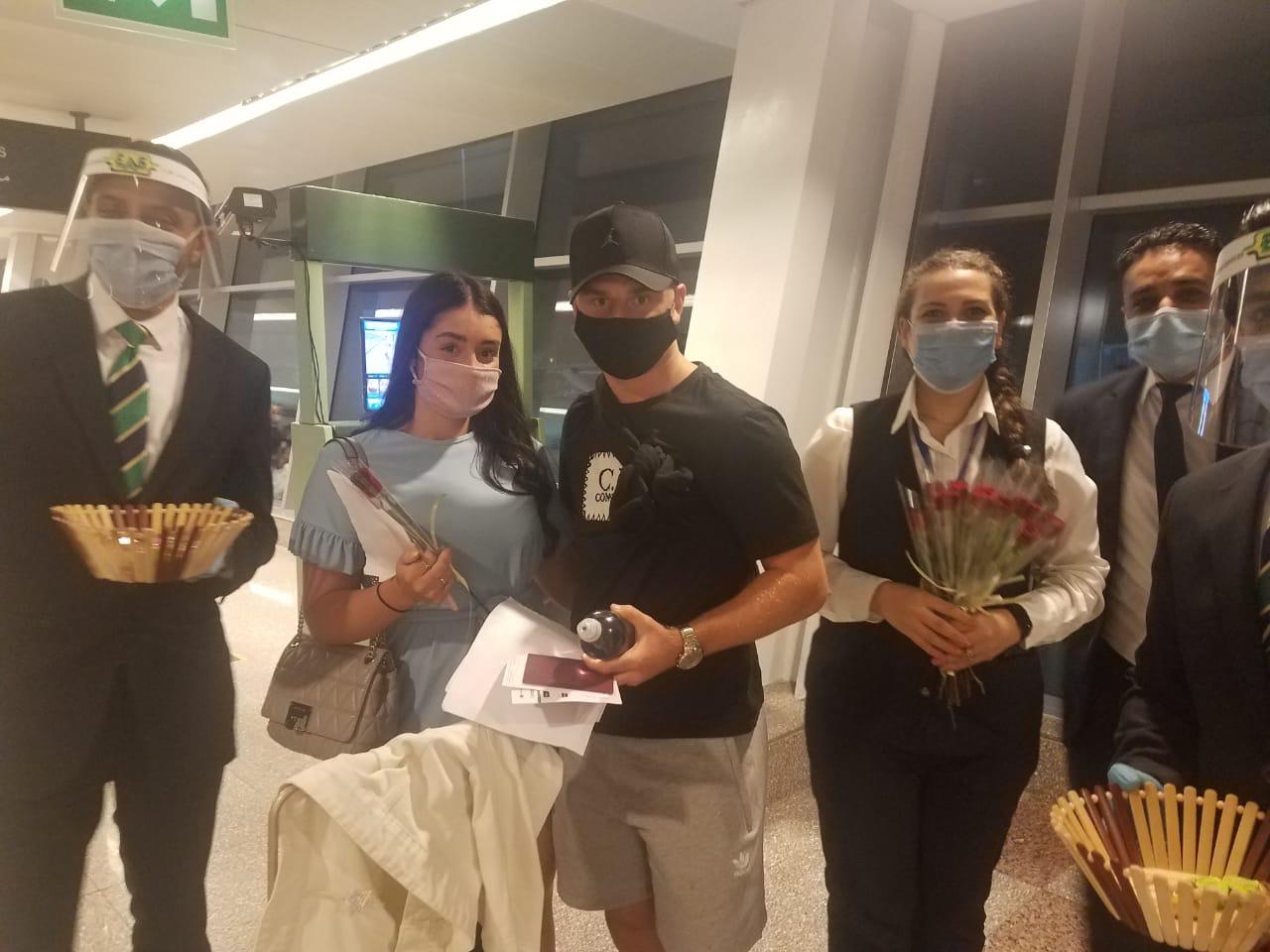 بالفيديو والصور .. وصول اولى رحلات شركة إيزى جت البريطانية  الى مطار الغردقة الدولى وعلى متنها ١٣١ سائح