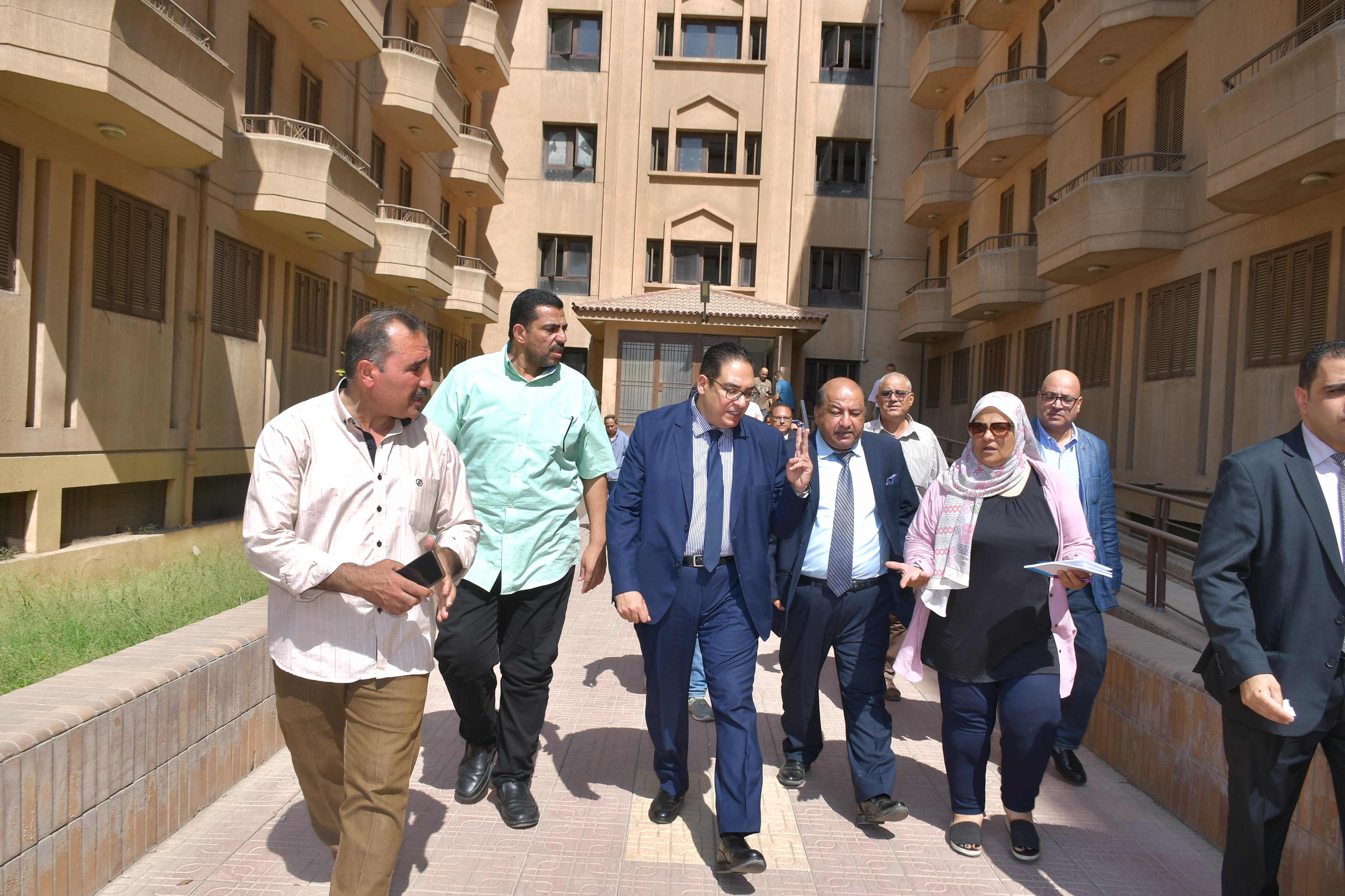 جانب من الجولة 