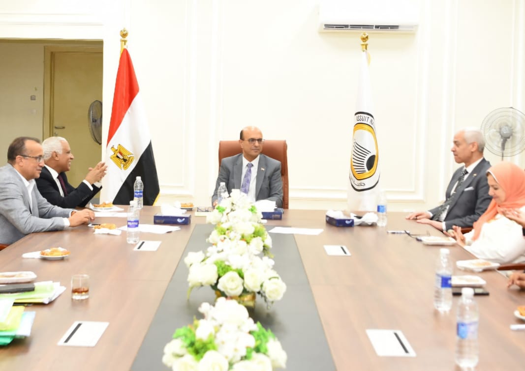 جانب من الاجتماع 