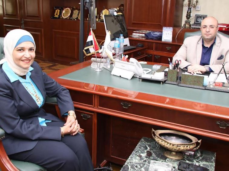  محافظ بني سويف،