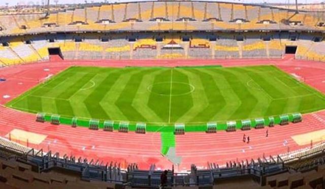 ملعب  برج العرب