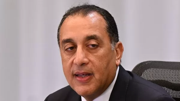 مدبولي يتوجه إلى مجلس النواب لتهنئة المستشار هشام بدوي برئاسة المجلس 